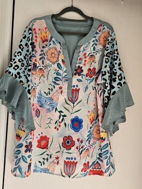 Cherry Betty Womens Floral & Rooster Print Tunic Top in Light Teal